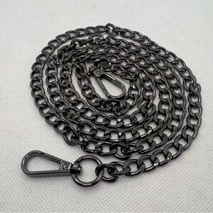 47” Chunky Chain Replacement Strap in Gunmetal